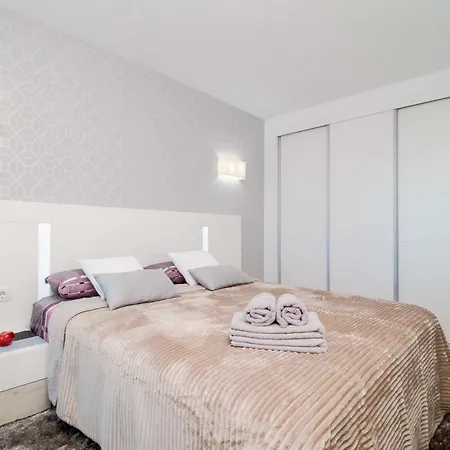 Apartamento Espanatour Yuliana *